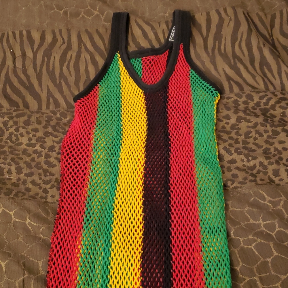 Netted tank